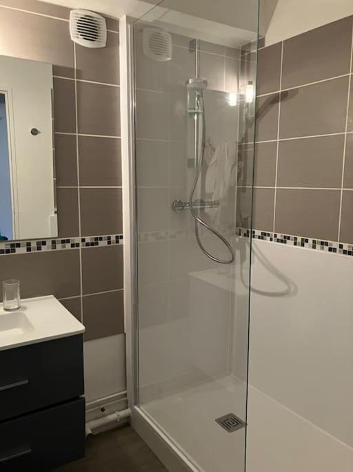 Апартаменты Appt Agreable Avec Balcon Au Sud-Ouest De Кан Экстерьер фото